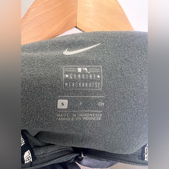 Nike SF Giants Quarter Zip Pullover Gray Orange S MLB Baseball Athletic Top - Picture 10 of 10